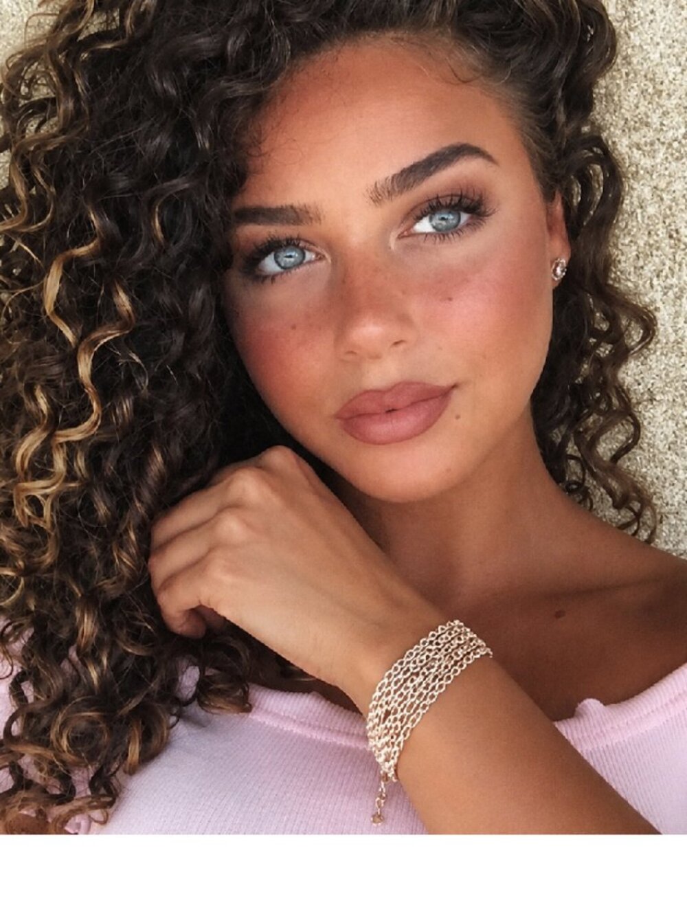 Gold & White Chain Bracelet